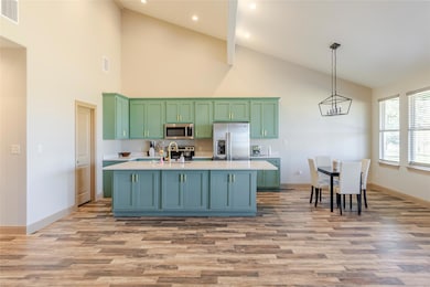 303 Bobs Trail unit C, Bastrop, TX 78602 - photo 3