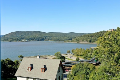 421 Northview Ct, Peekskill, NY 10566 - photo 7