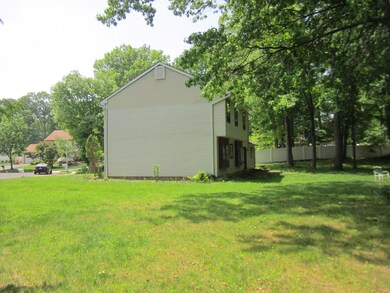 44 Marc Dr, Manalapan, NJ 07726 - photo 5