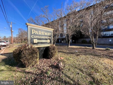 6011 Emerson St unit 703, Bladensburg, MD 20710 - photo 3