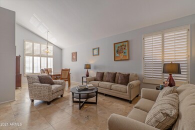 1345 E Sa-005-003-Living Ro-MLS_Size