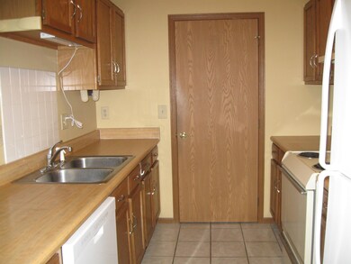 4117 Karl #301 001