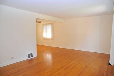 1541 Norfolk Ave, Westchester, IL 60154 - photo 4