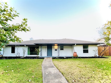 3239 Whirlaway Rd, Dallas, TX 75229 - photo 2