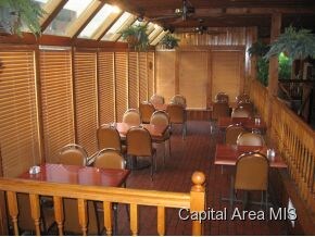 101 N Chicago St, Lincoln, IL 62656 - photo 6