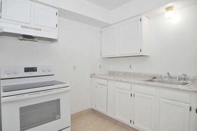 193 Arnold St, Woonsocket, RI 02895 - photo 5