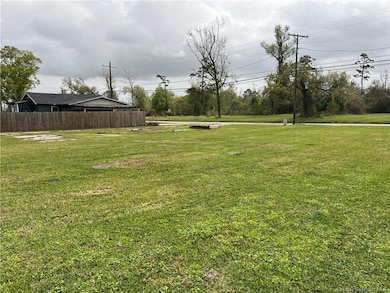 2417 Moeling St, Lake Charles, LA 70601 - photo 2