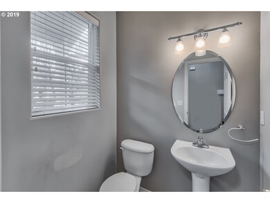 955 SW 20th Way, Troutdale, OR 97060 - photo 3