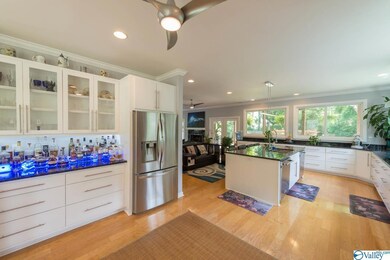 713 Watts Dr SE, Huntsville, AL 35801 - photo 7