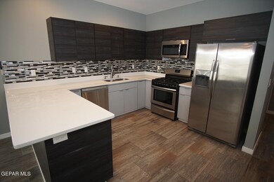 1085 Gaitan St, El Paso, TX 79928 - photo 5