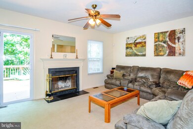 9317 Daly Ct, Laurel, MD 20723 - photo 4