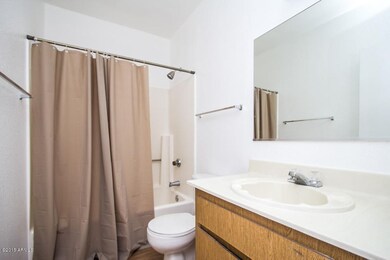 2729 N Salem unit 201, Mesa, AZ 85215 - photo 7