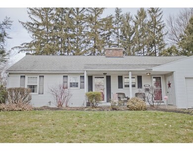 39 Sycamore St, Holyoke, MA 01040 - photo 2