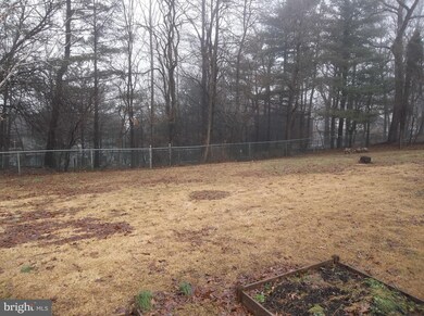 312 Sunset Dr, Cumberland, MD 21502 - photo 3