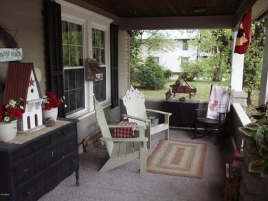 158 W Water St, Muncy, PA 17756 - photo 4