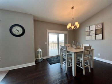 9701 Marnewood Dr, Johnston, IA 50131 - photo 4