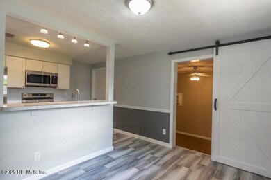 1311 Orton St, Jacksonville, FL 32205 - photo 4