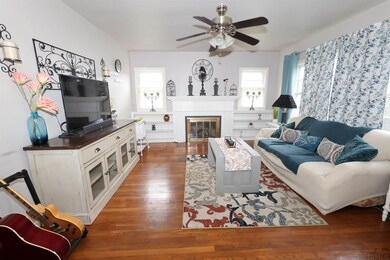 806 N Jefferson St, Ossian, IN 46777 - photo 4