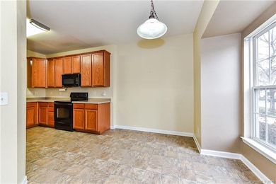 332 Berg Cir unit 118, Fort Mill, SC 29715 - photo 5