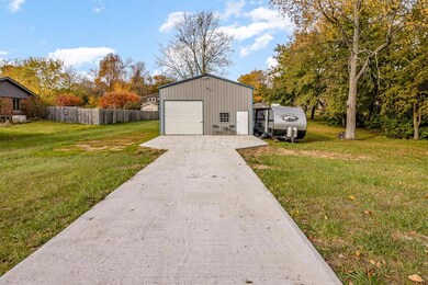 350 Meadow Lark Ln, La Porte, IN 46350 - photo 3