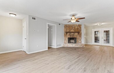 134 Gray Dr, Prattville, AL 36067 - photo 4