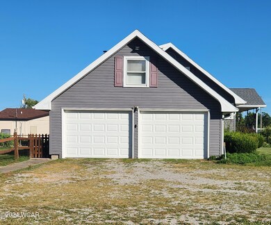 637 W Sycamore St, Columbus Grove, OH 45830 - photo 4