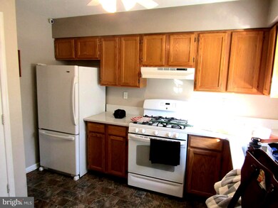 347 N Pearl St, Clayton, NJ 08312 - photo 6