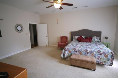 854 Murray Dr, Jacksonville, FL 32205 - photo 5