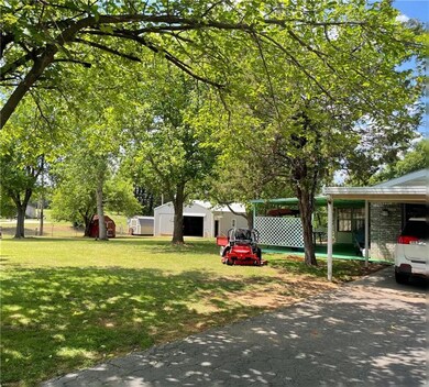 1917 Timber Ridge Dr, Newcastle, OK 73065 - photo 2