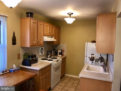 103 Orchard Ave, Hightstown, NJ 08520 - photo 3