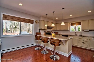 199 Crocketts Crescent, Pocono Pines, PA 18350 - photo 5