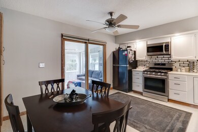 8115 N 2000 East Rd, Downs, IL 61736 - photo 6