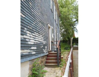 39 Devon St, Dorchester, MA 02121 - photo 4