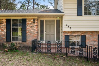 219 Iris Park Dr, Pineville, LA 71360 - photo 2