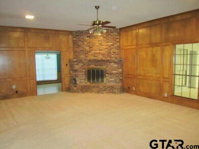 3824 3824 Post Oak Rd, Tyler, TX 75701 - photo 2