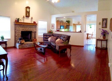 Vaulted Great Rm