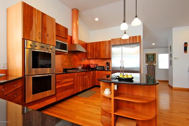 Gourmet Kitchen