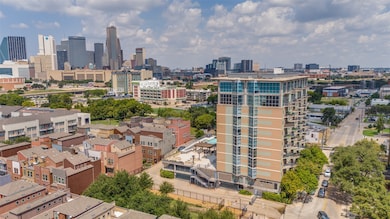 The Beat at Southside Station unit 602, Dallas, TX 75215 - photo 3