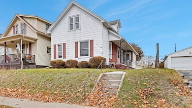 910 Swift Ave, Sheboygan, WI 53081 - photo 2