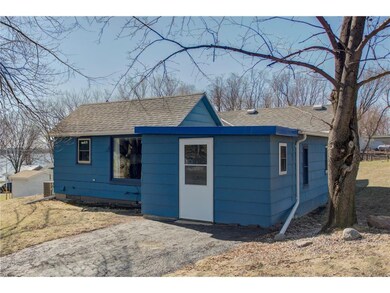 Newer exterior paint and newer storm door front en