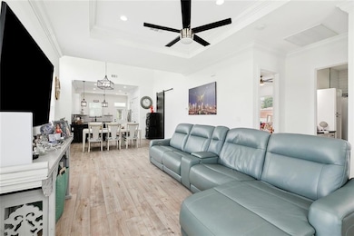 67 W Claiborne Square, Chalmette, LA 70043 - photo 3