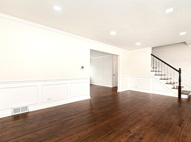 969 S Spring Rd, Elmhurst, IL 60126 - photo 6