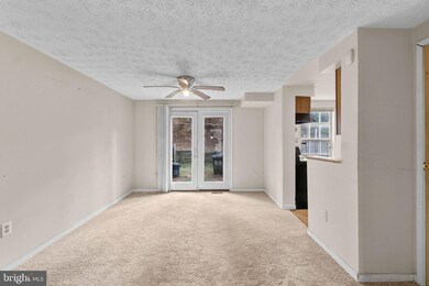 414 Shady Glen Dr, Capitol Heights, MD 20743 - photo 7