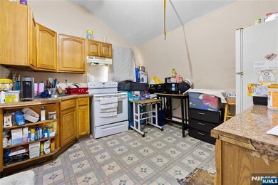 650 Grove St, Irvington, NJ 07111 - photo 6