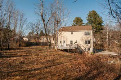 4 1/2 Ashland St, Nashua, NH 03064 - photo 2