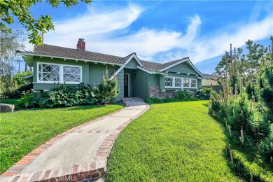 20500 Wells Dr, Woodland Hills, CA 91364 - photo 2