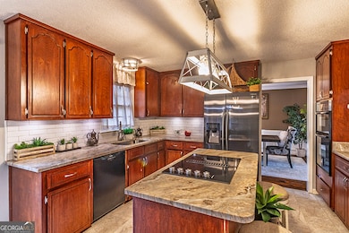 105 Fernwood Dr, Warner Robins, GA 31088 - photo 6