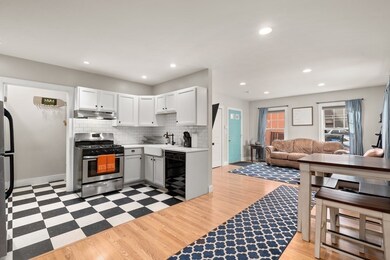 294 Athens St unit A, Boston, MA 02127 - photo 4