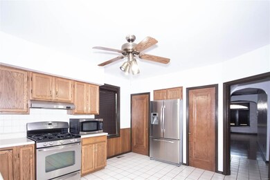 unlisted-address, Saint Louis, MO 63109 - photo 3