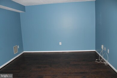 15347 Watermill Terrace, Woodbridge, VA 22191 - photo 5